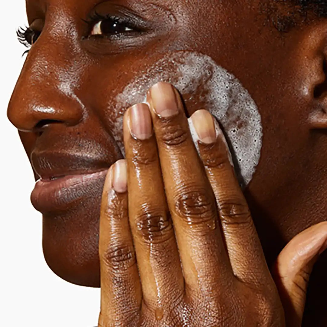 CeraVe SA Smoothing Cleanser For Dry Rough and Bumpy Skin, 236ml